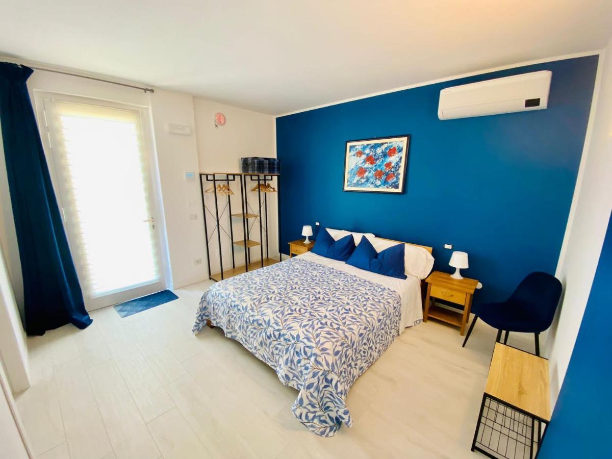 I Broletti Del Garda Hotell Pacengo Di Lazise Eksteriør bilde
