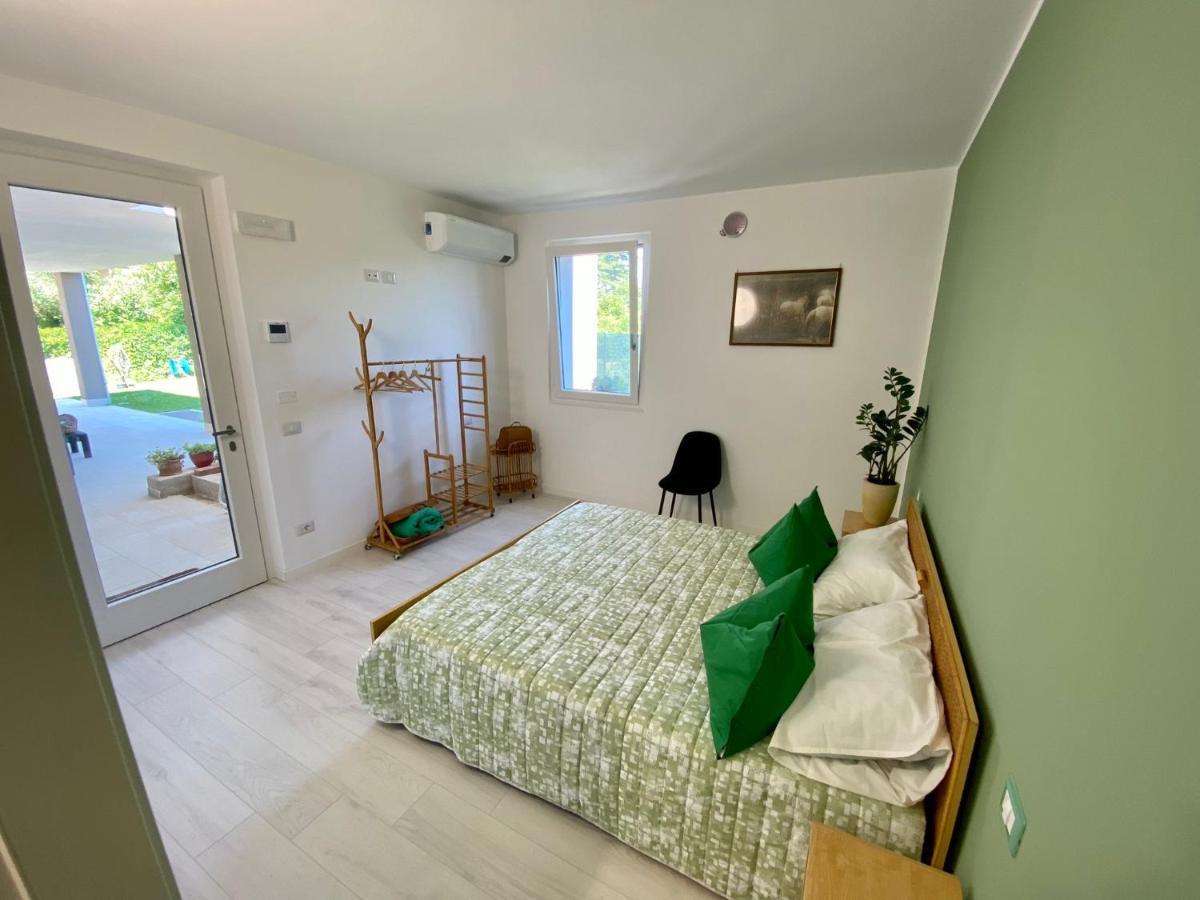 I Broletti Del Garda Hotell Pacengo Di Lazise Eksteriør bilde